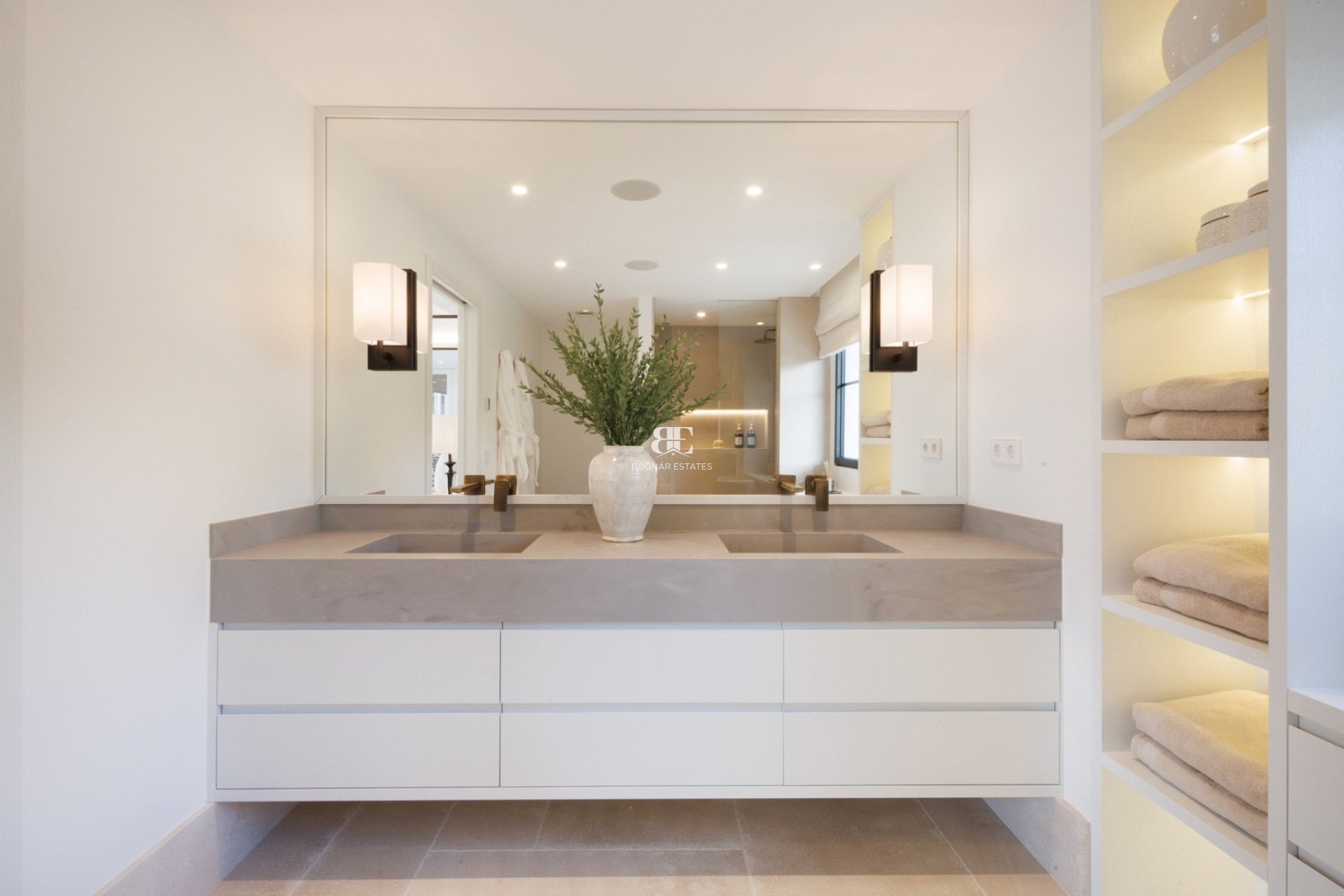 Herverkoop - Villa -
Marbella - Nueva Andalucía
