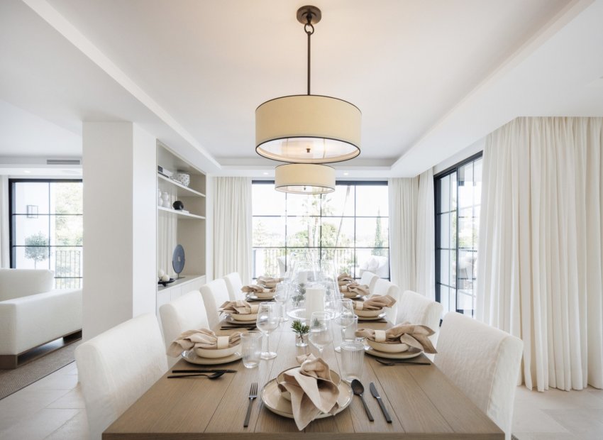 Herverkoop - Villa -
Marbella - Nueva Andalucía