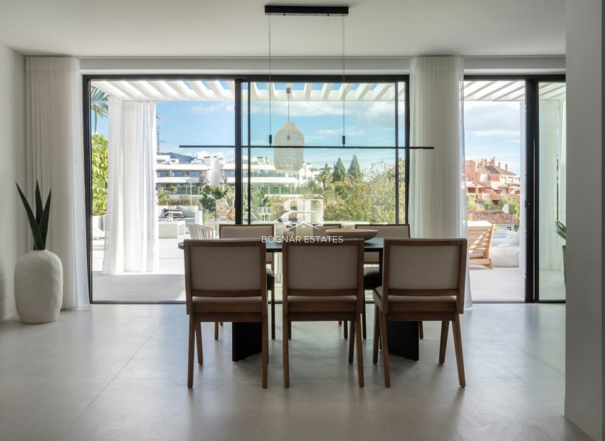 Herverkoop - Villa -
Marbella - Nueva Andalucía