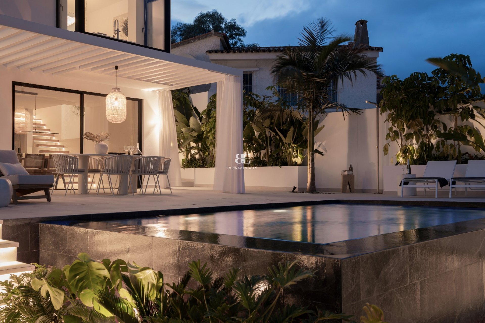 Herverkoop - Villa -
Marbella - Nueva Andalucía