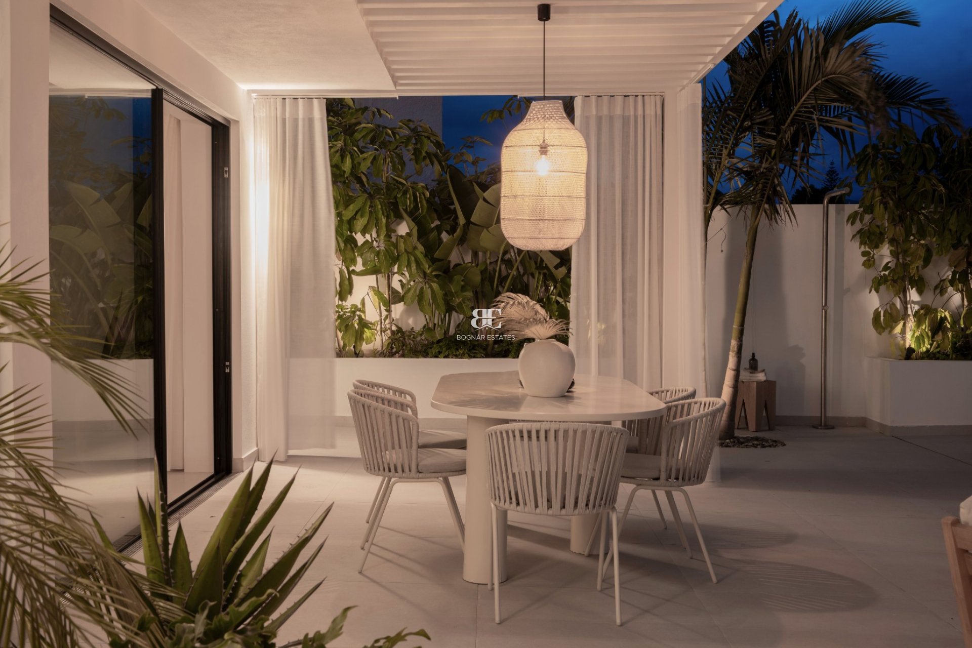 Herverkoop - Villa -
Marbella - Nueva Andalucía