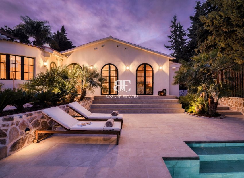 Herverkoop - Villa -
Marbella - Nueva Andalucía