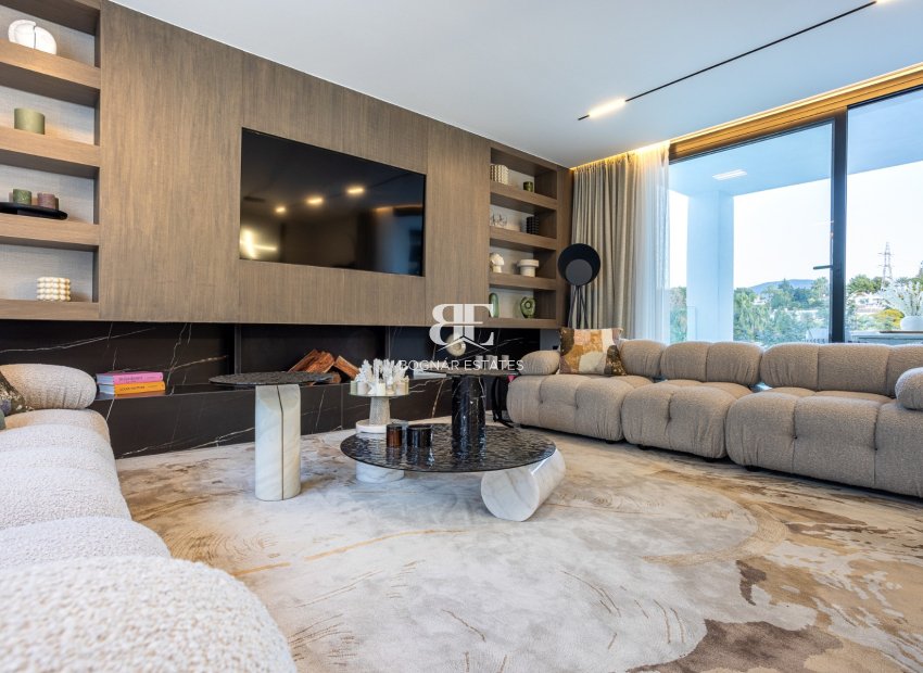 Herverkoop - Villa -
Marbella - Nueva Andalucía