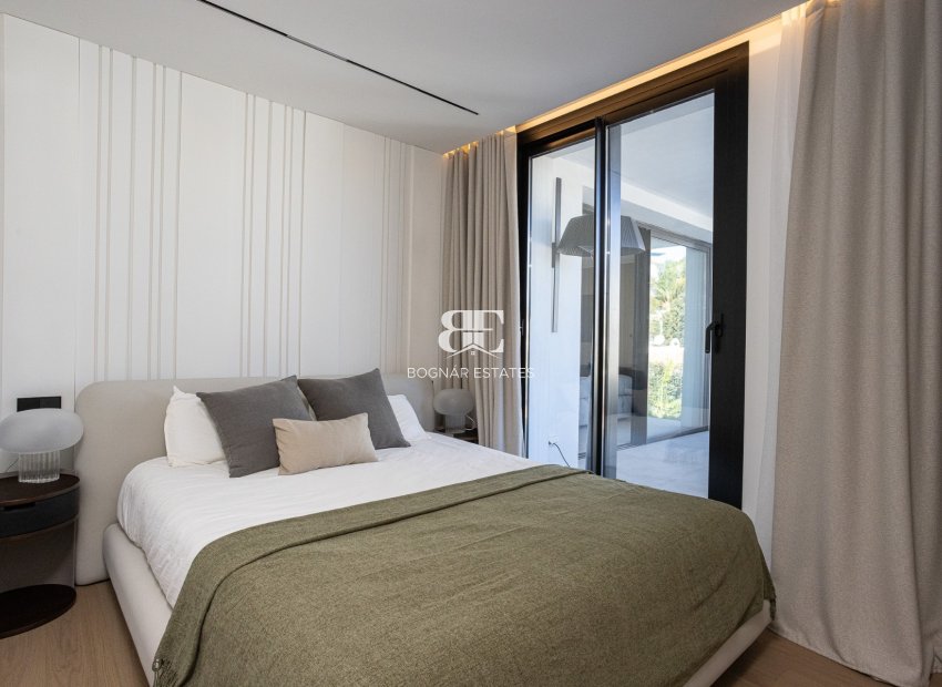 Herverkoop - Villa -
Marbella - Nueva Andalucía