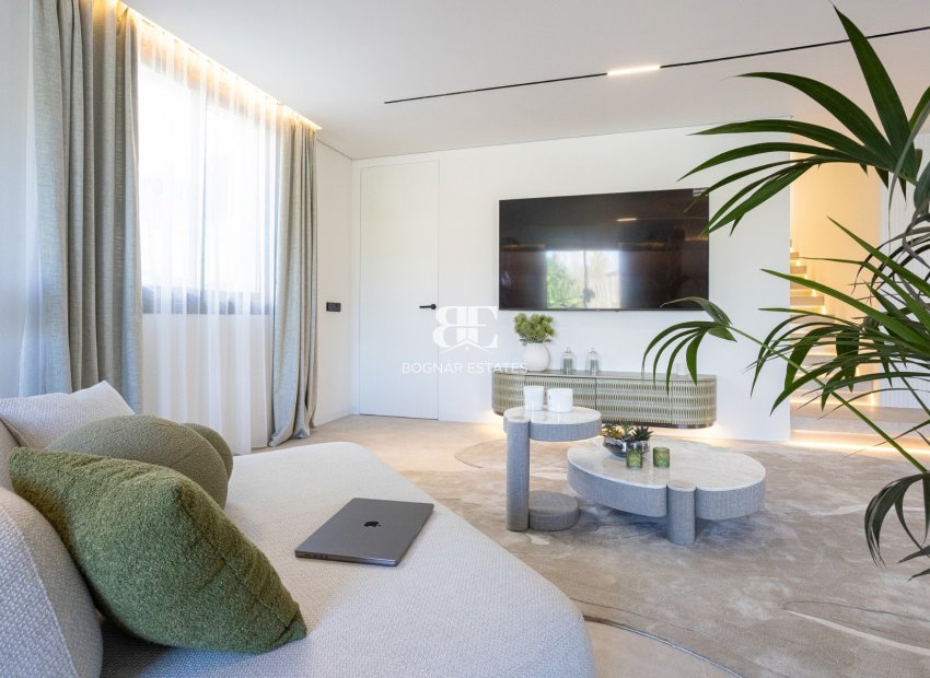 Herverkoop - Villa -
Marbella - Nueva Andalucía