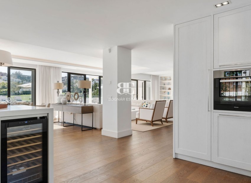 Herverkoop - Villa -
Marbella - Nueva Andalucía