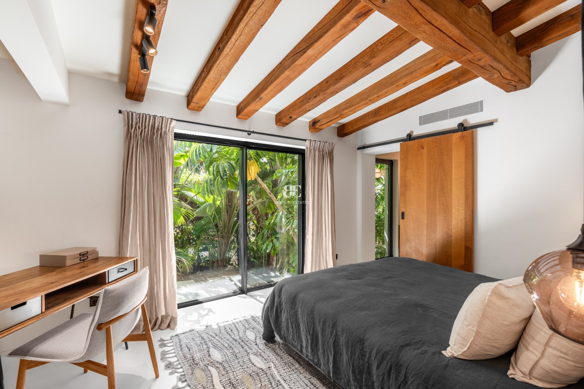 Herverkoop - Villa -
Marbella - Nueva Andalucía
