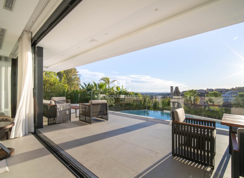 Herverkoop - Villa -
Marbella - Nueva Andalucía