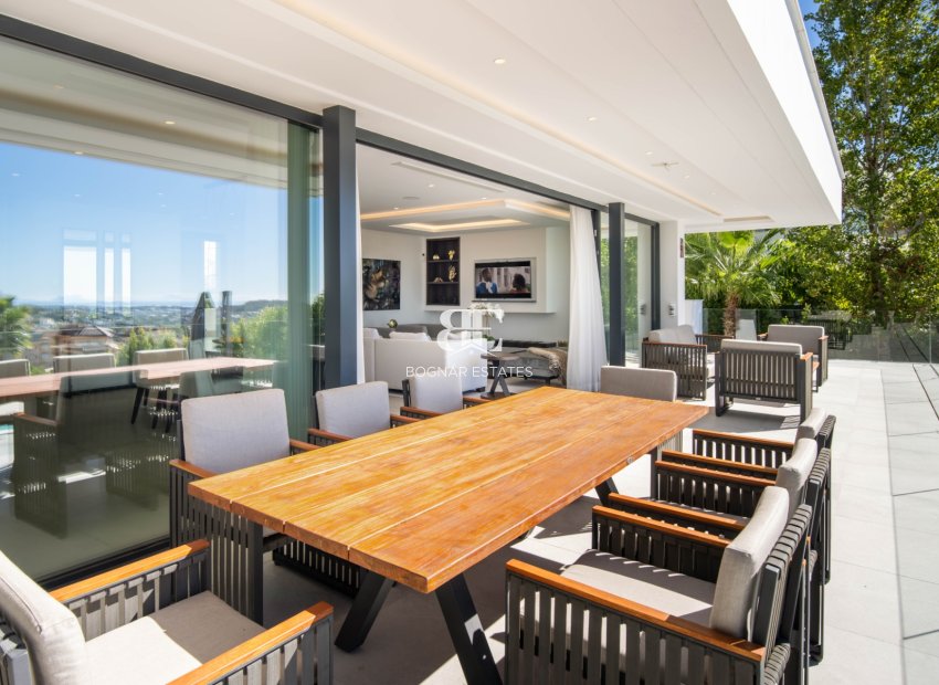 Herverkoop - Villa -
Marbella - Nueva Andalucía