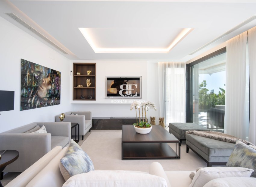 Herverkoop - Villa -
Marbella - Nueva Andalucía