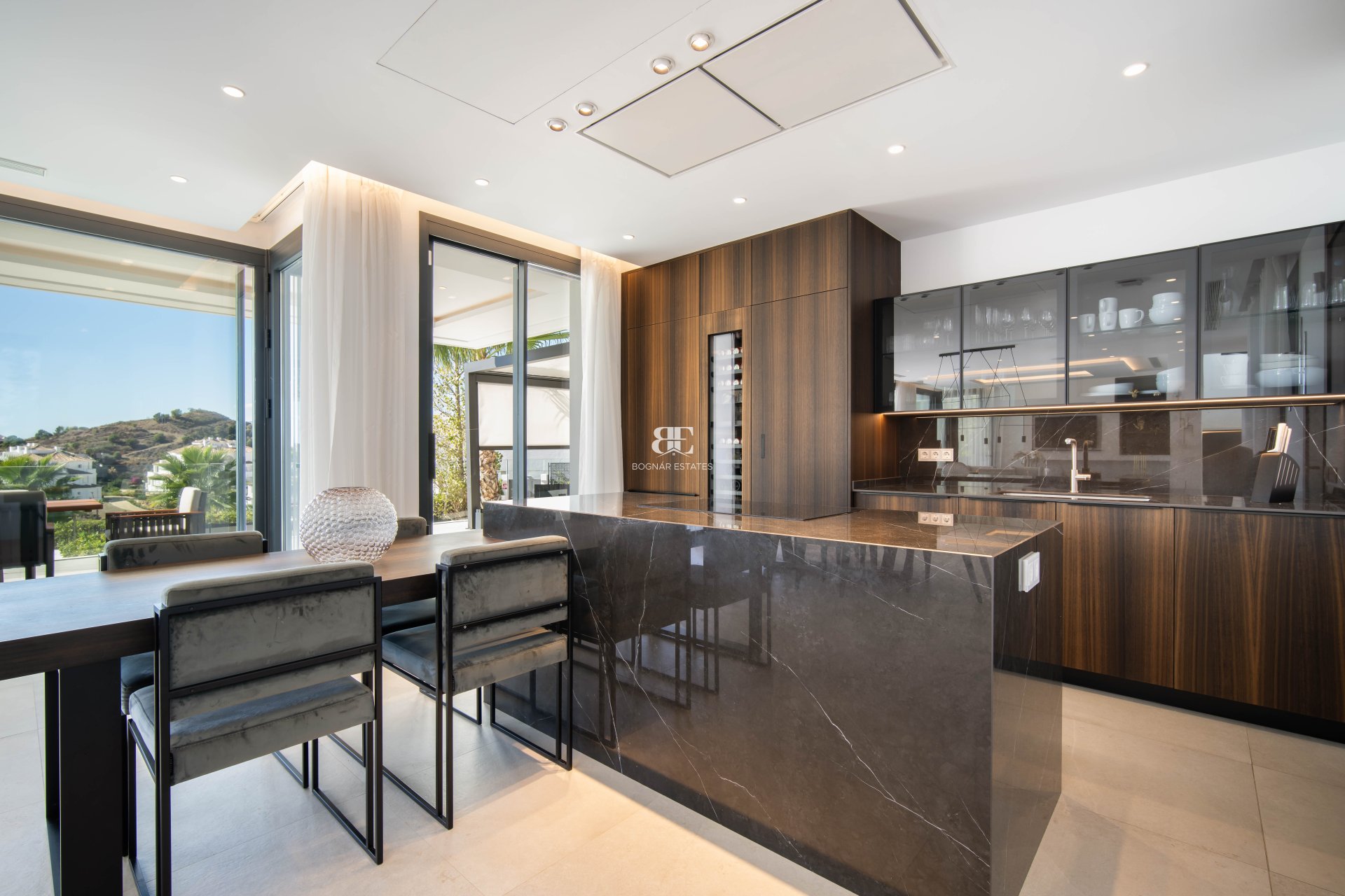 Herverkoop - Villa -
Marbella - Nueva Andalucía
