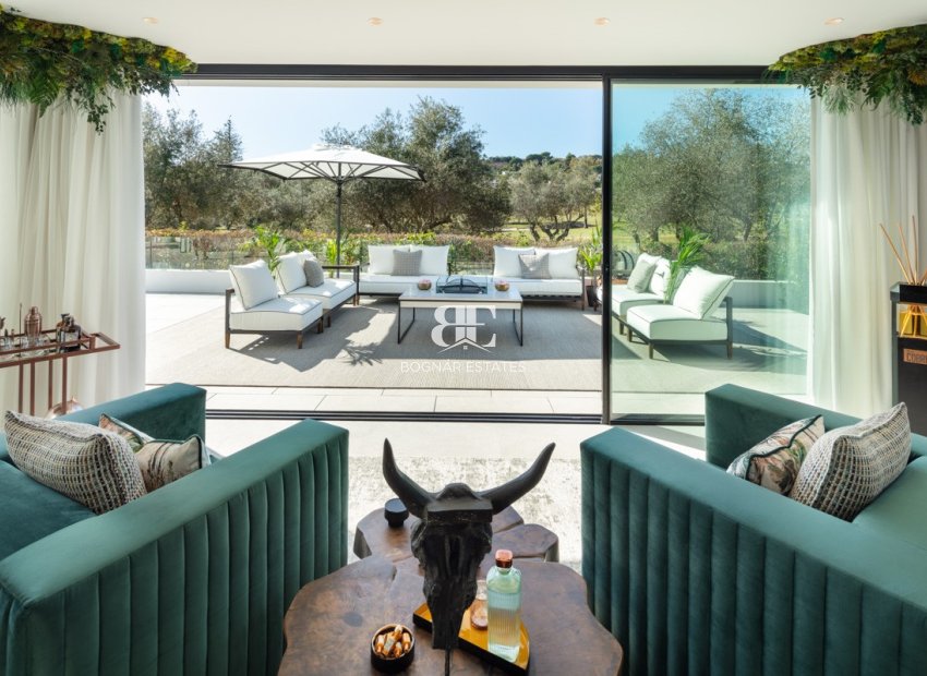 Herverkoop - Villa -
Marbella - Nueva Andalucía
