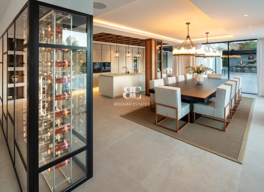 Herverkoop - Villa -
Marbella - Nueva Andalucía