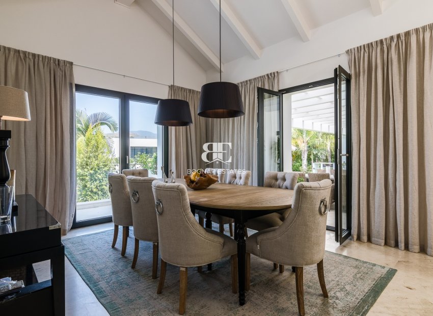 Herverkoop - Villa -
Marbella - Nueva Andalucía