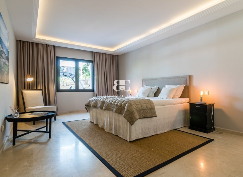 Herverkoop - Villa -
Marbella - Nueva Andalucía