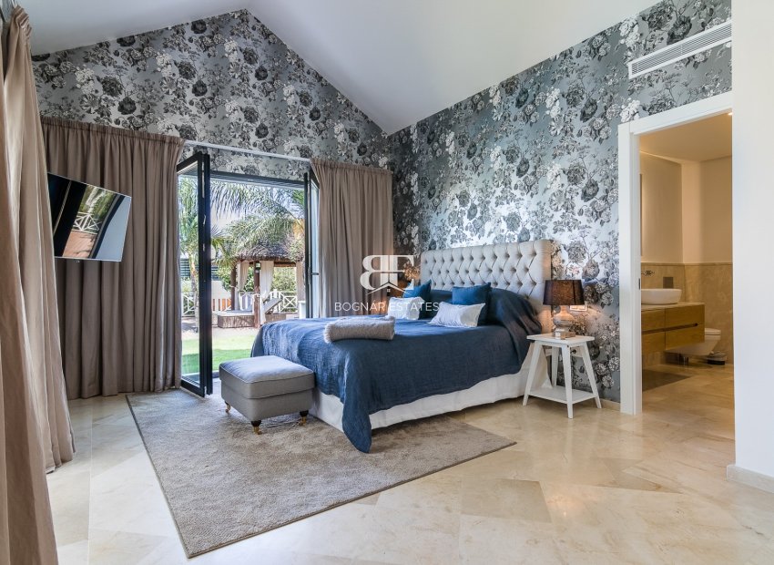 Herverkoop - Villa -
Marbella - Nueva Andalucía