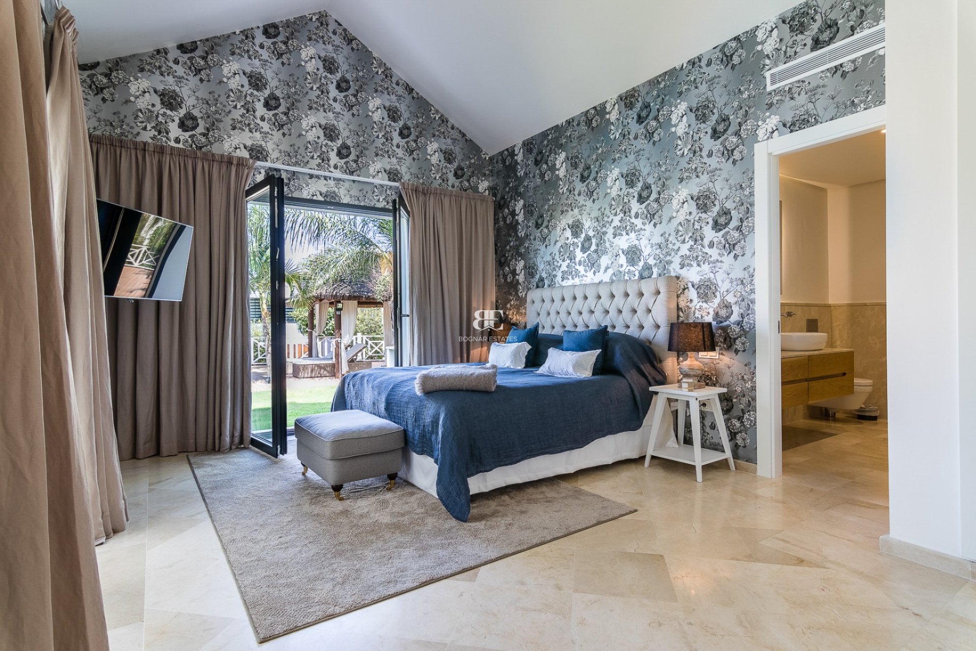 Herverkoop - Villa -
Marbella - Nueva Andalucía