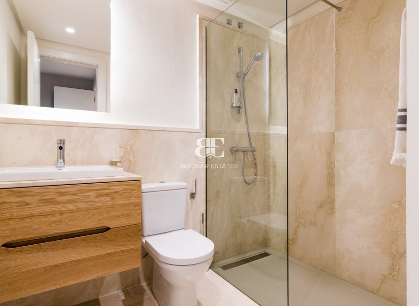 Herverkoop - Villa -
Marbella - Nueva Andalucía