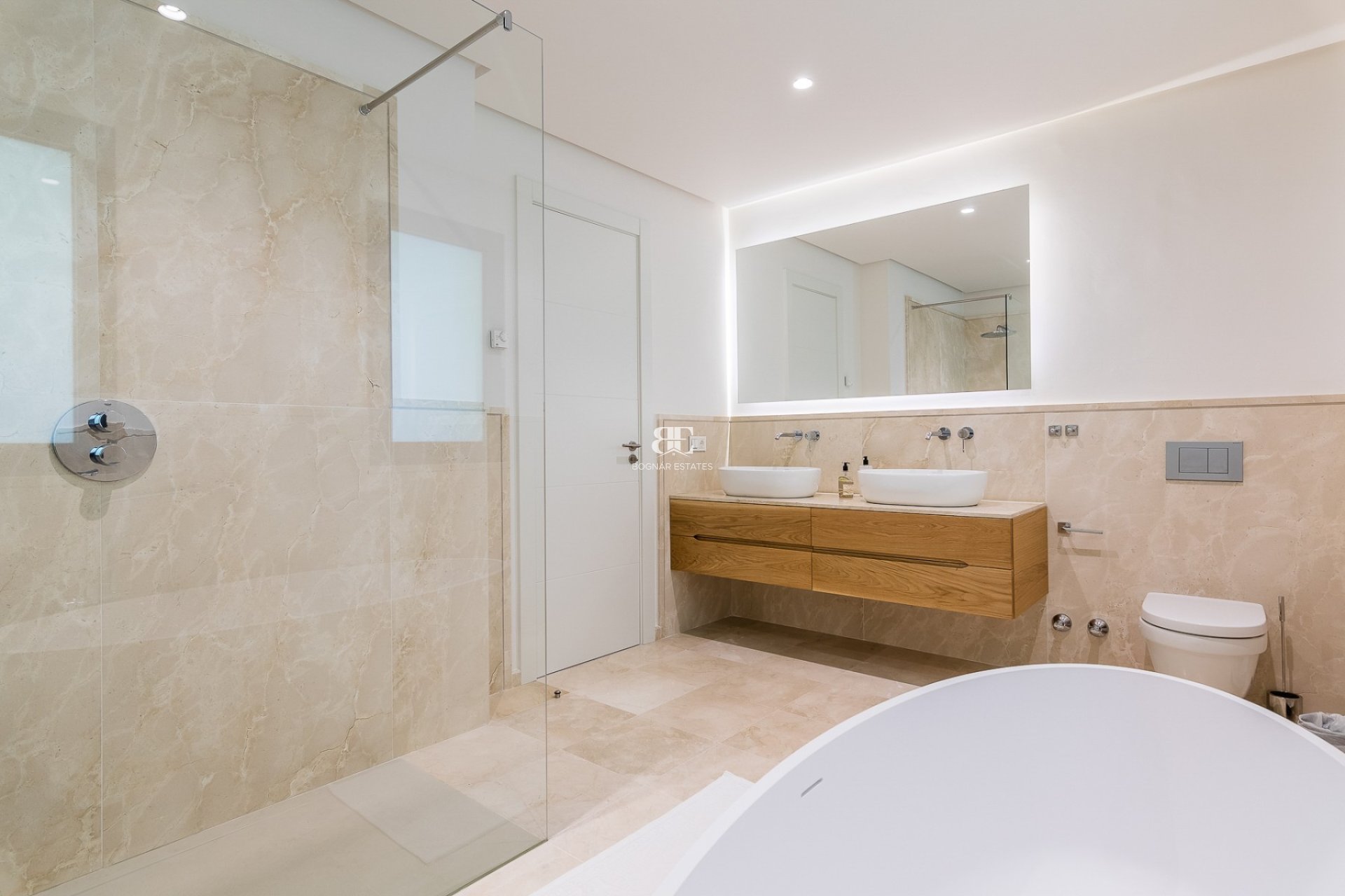 Herverkoop - Villa -
Marbella - Nueva Andalucía