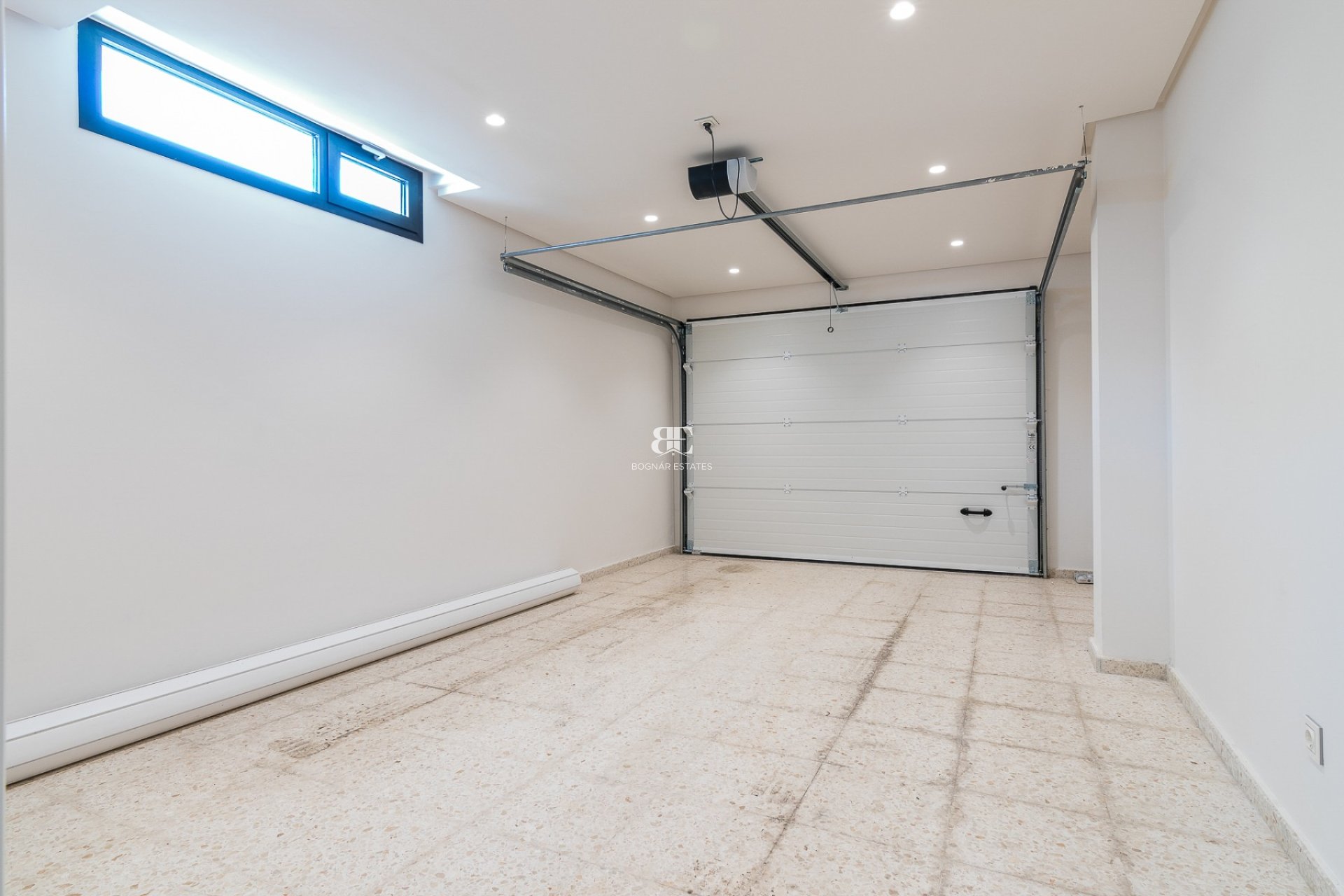Herverkoop - Villa -
Marbella - Nueva Andalucía