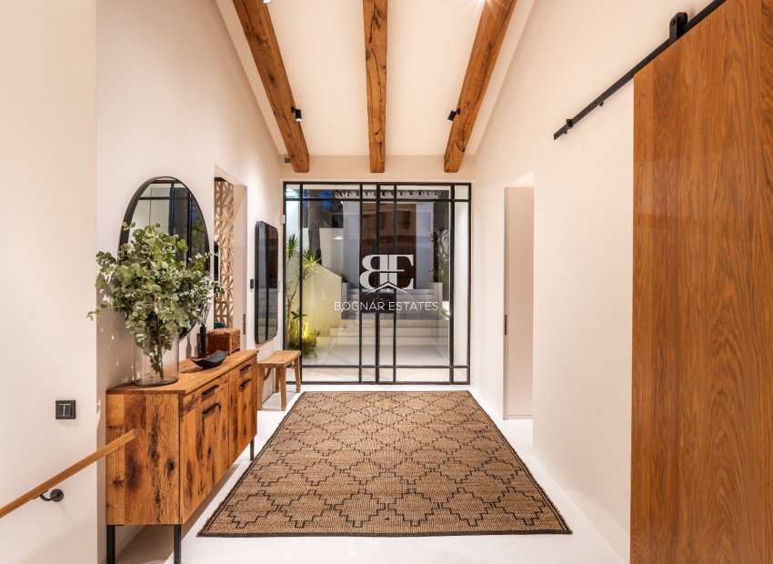 Herverkoop - Villa -
Marbella - Nueva Andalucía