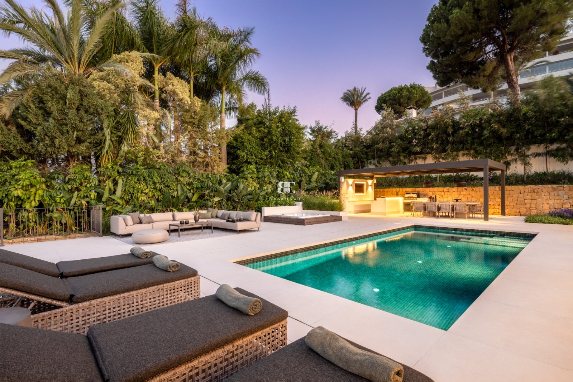 Herverkoop - Villa -
Marbella - Nueva Andalucía