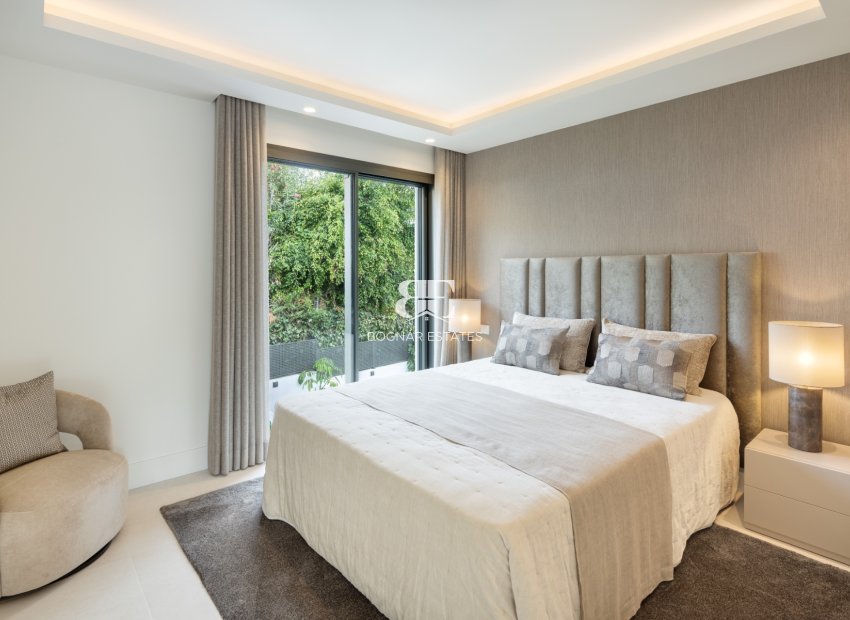 Herverkoop - Villa -
Marbella - Nueva Andalucía