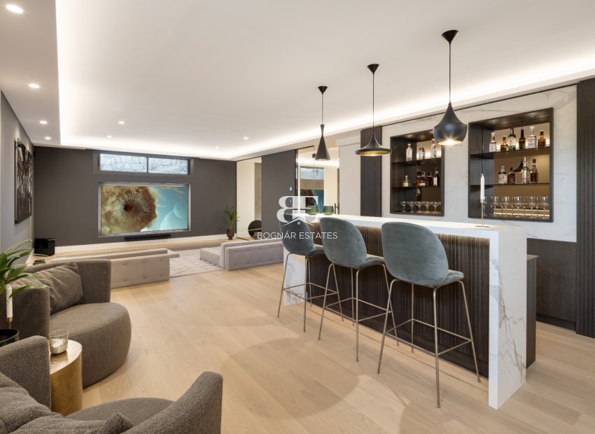 Herverkoop - Villa -
Marbella - Nueva Andalucía