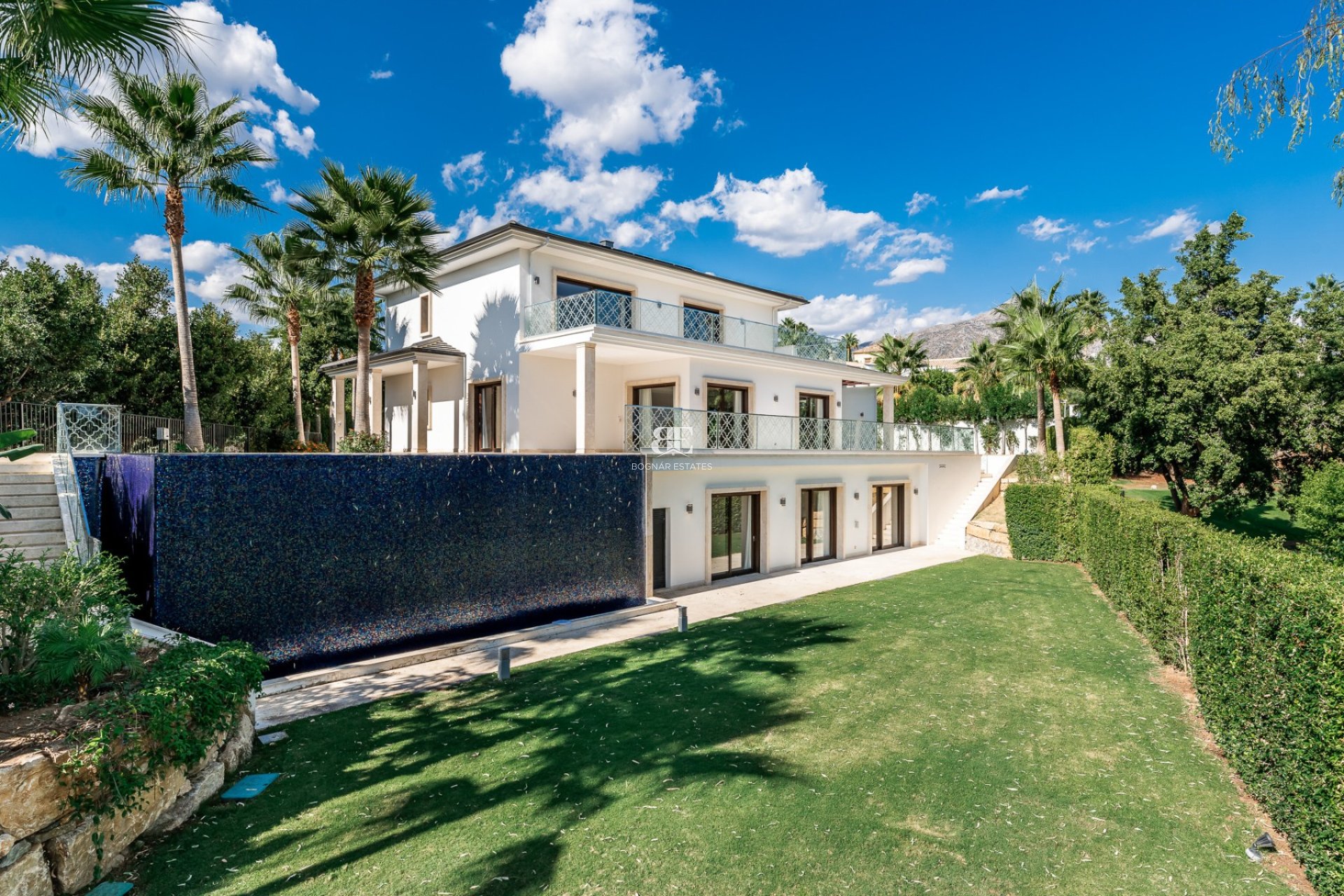 Herverkoop - Villa -
Marbella - Nueva Andalucía