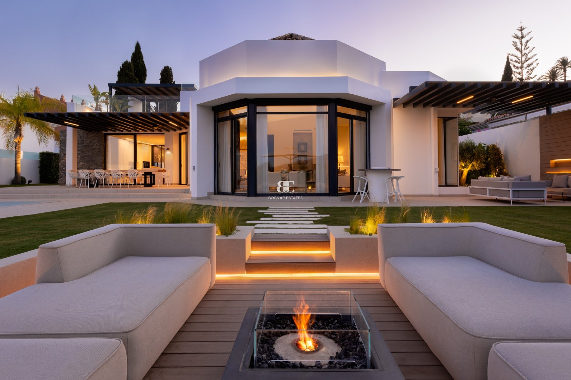 Herverkoop - Villa -
Marbella - Nueva Andalucía