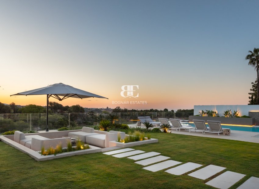 Herverkoop - Villa -
Marbella - Nueva Andalucía