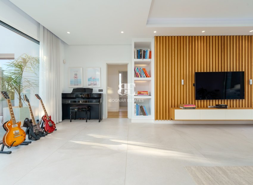 Herverkoop - Villa -
Marbella - Nueva Andalucía