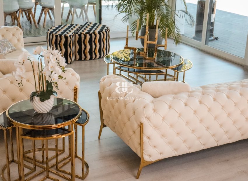 Herverkoop - Villa -
Marbella - Nueva Andalucía