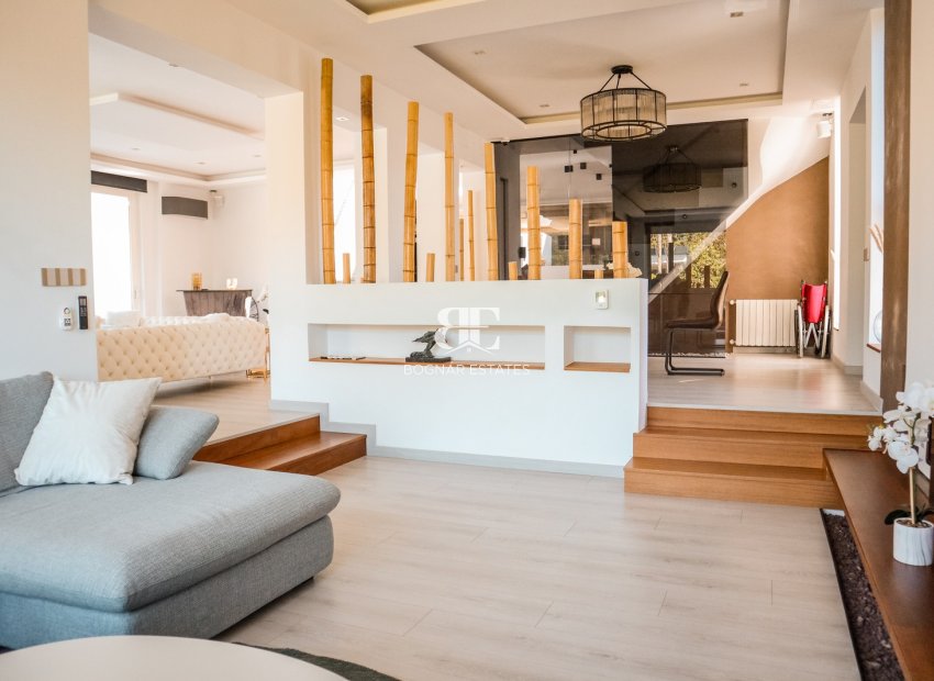 Herverkoop - Villa -
Marbella - Nueva Andalucía