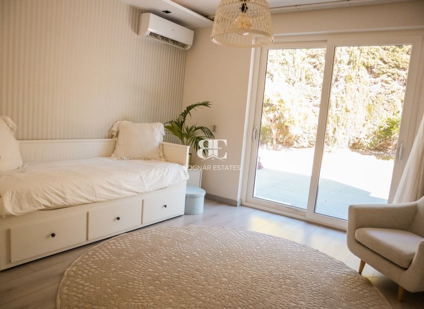 Herverkoop - Villa -
Marbella - Nueva Andalucía