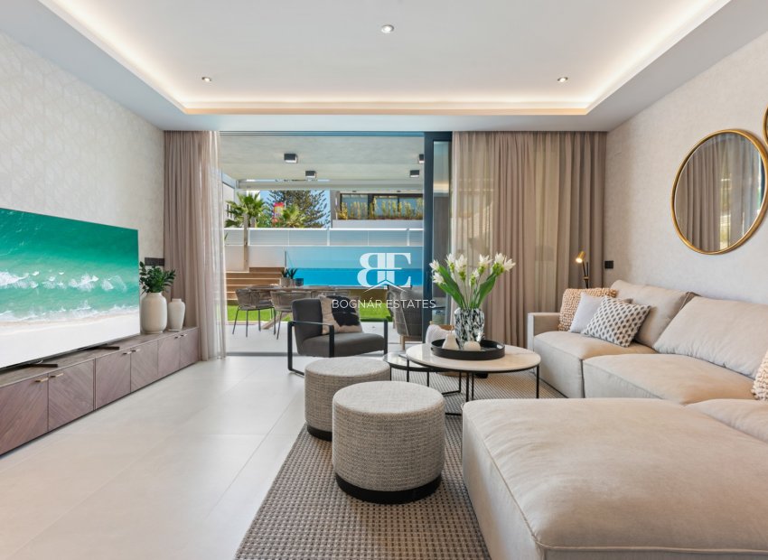 Herverkoop - Villa -
Marbella - Puerto Banús