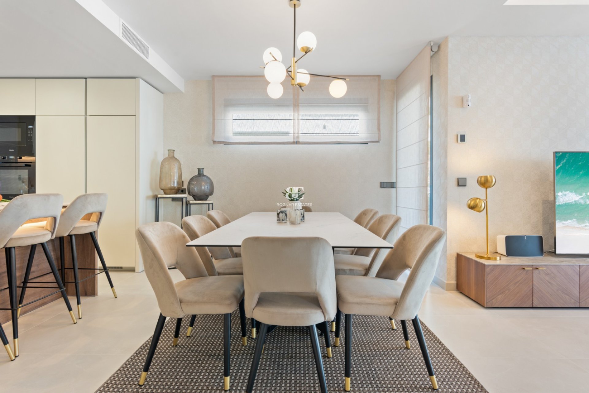 Herverkoop - Villa -
Marbella - Puerto Banús