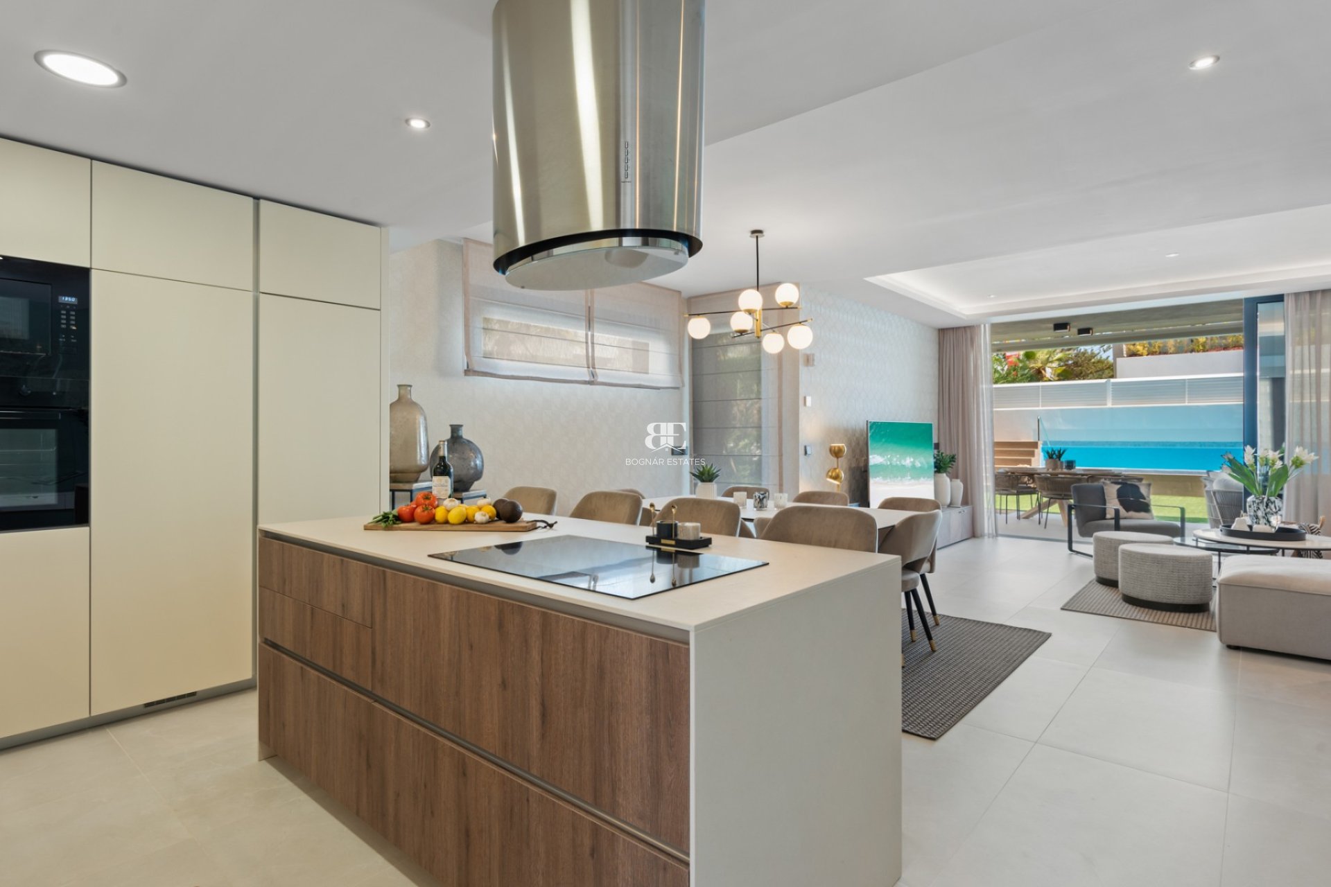 Herverkoop - Villa -
Marbella - Puerto Banús