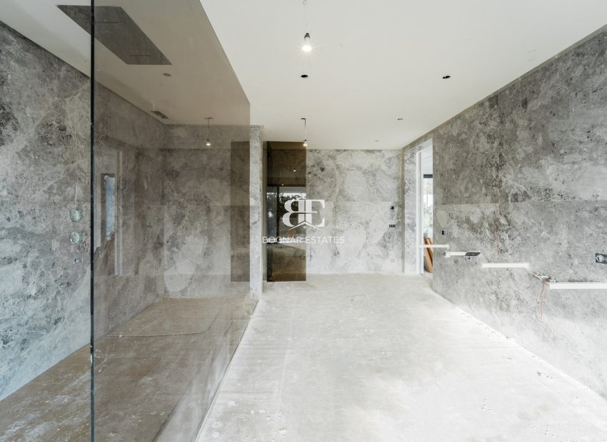 Herverkoop - Villa -
Marbella - Sierra Blanca