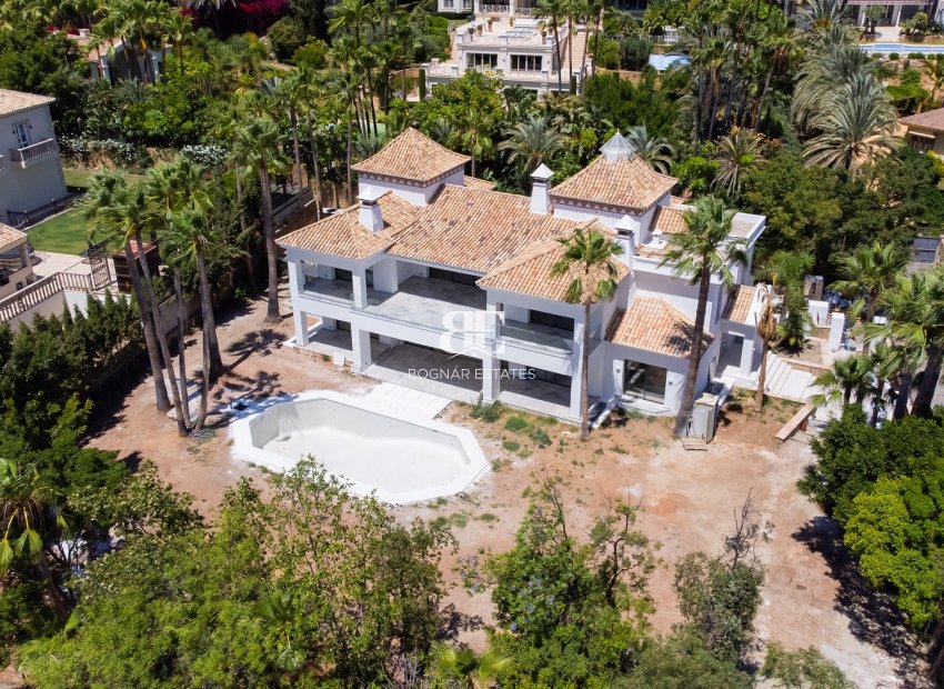 Herverkoop - Villa -
Marbella - Sierra Blanca