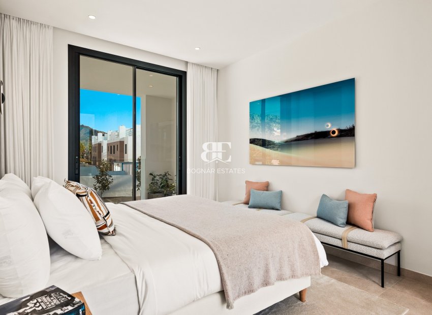 Herverkoop - Villa -
Marbella - Sierra Blanca