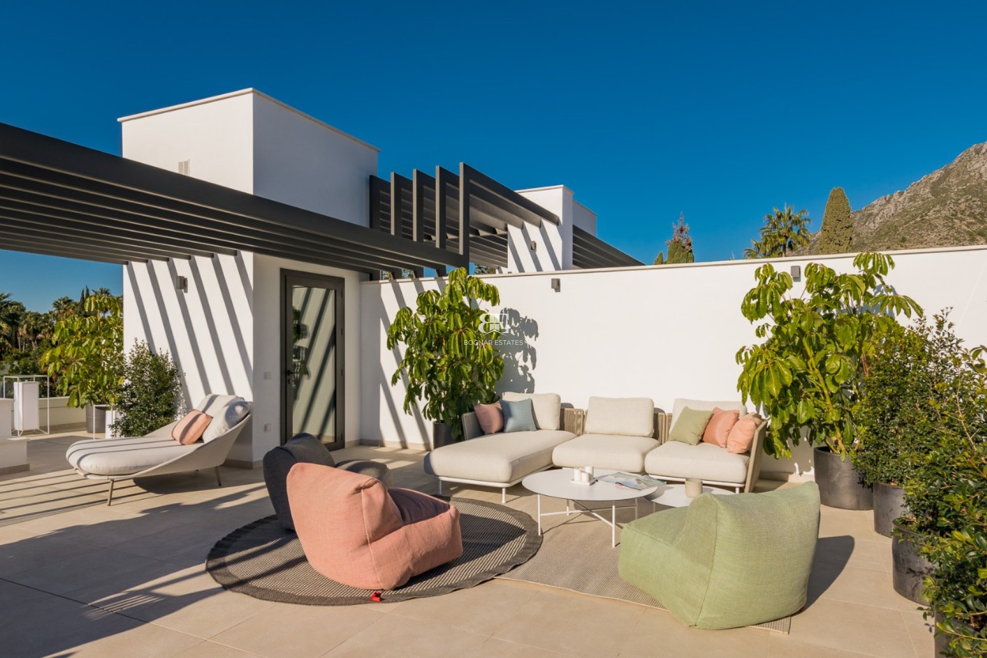 Herverkoop - Villa -
Marbella - Sierra Blanca