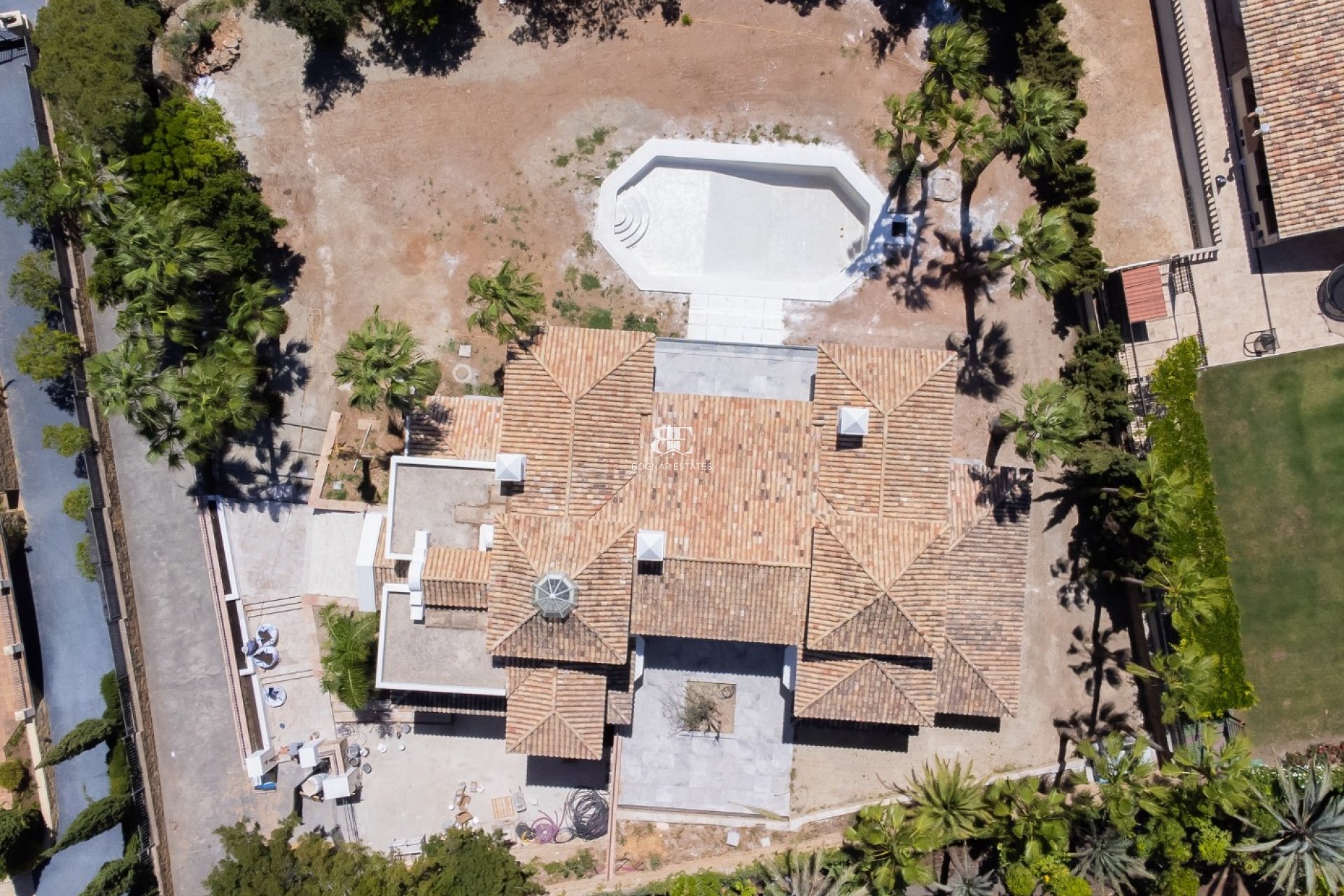 Herverkoop - Villa -
Marbella - Sierra Blanca