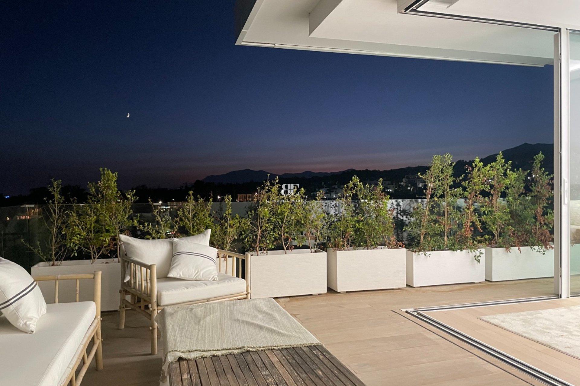 Herverkoop - Villa -
Marbella - Sierra Blanca