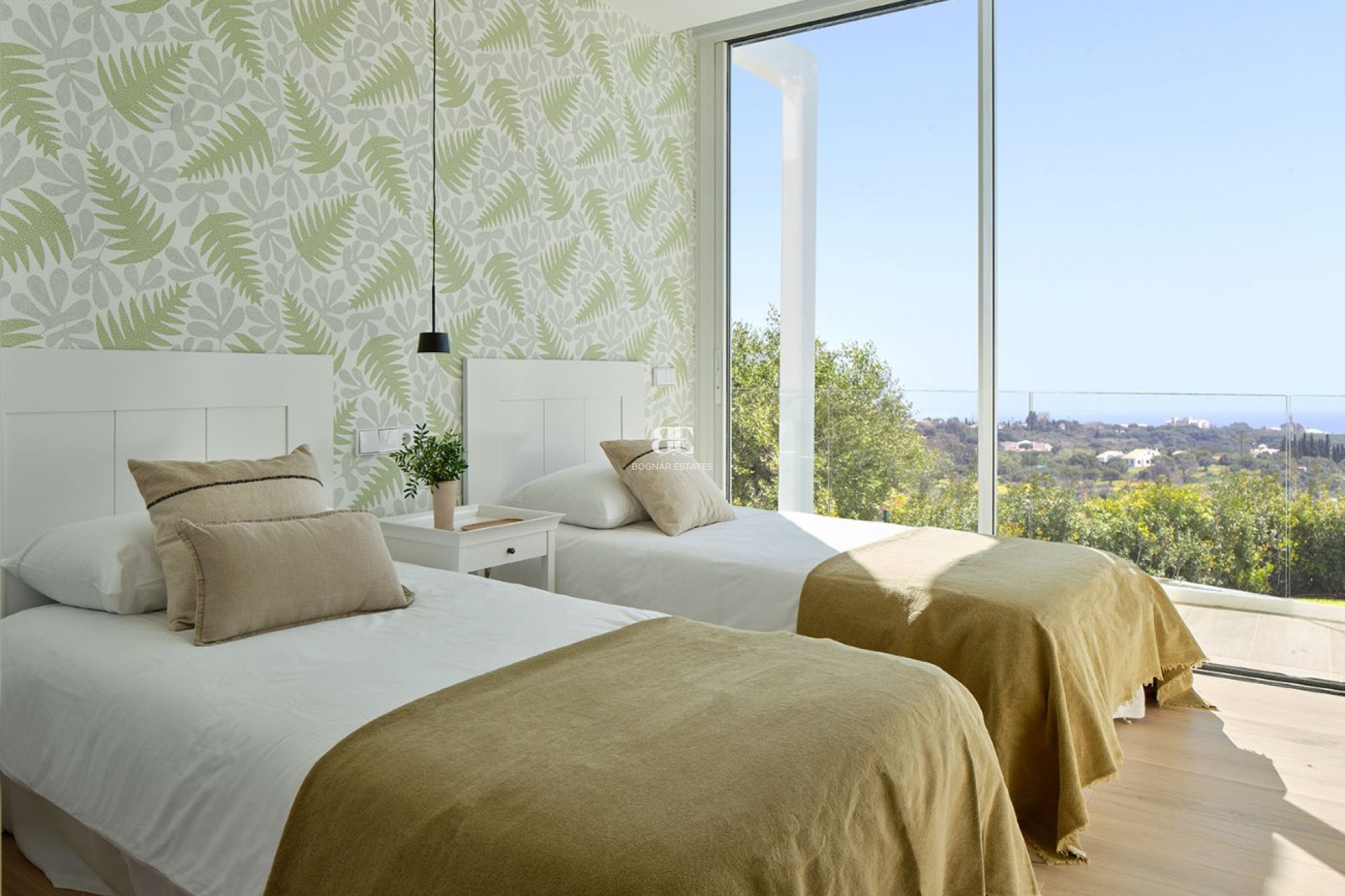 Herverkoop - Villa -
Marbella - Sierra Blanca