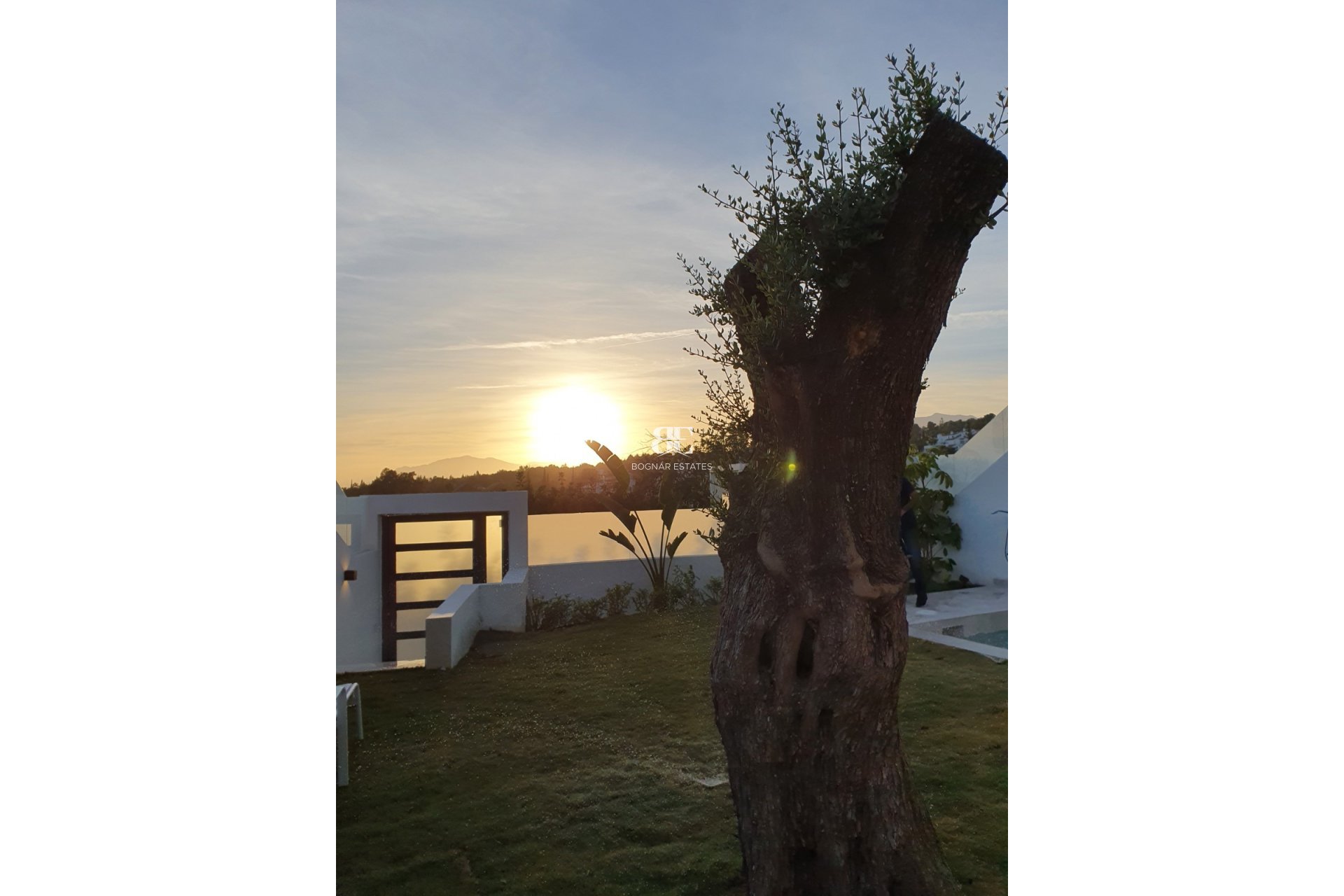 Herverkoop - Villa -
Marbella - Sierra Blanca