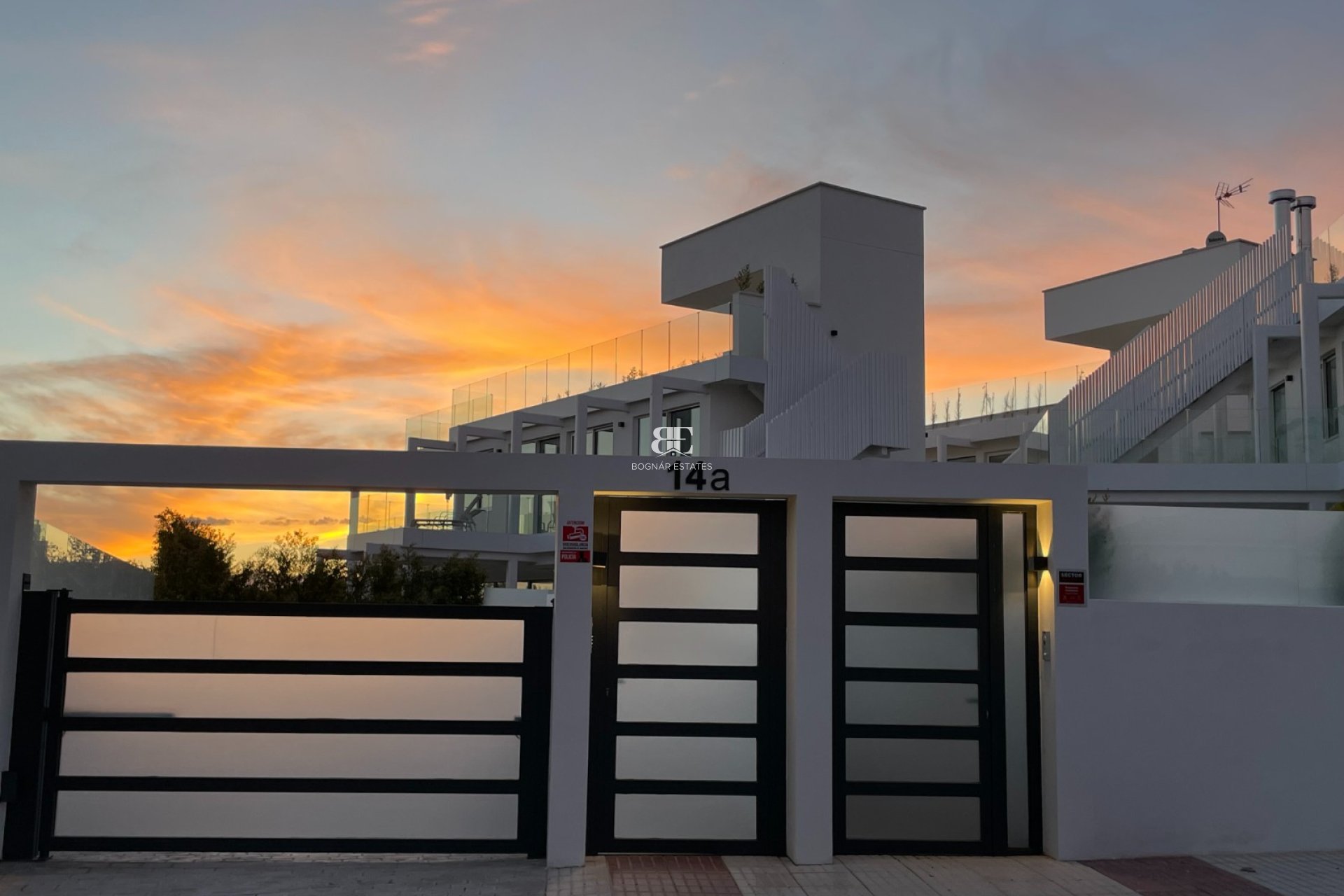 Herverkoop - Villa -
Marbella - Sierra Blanca