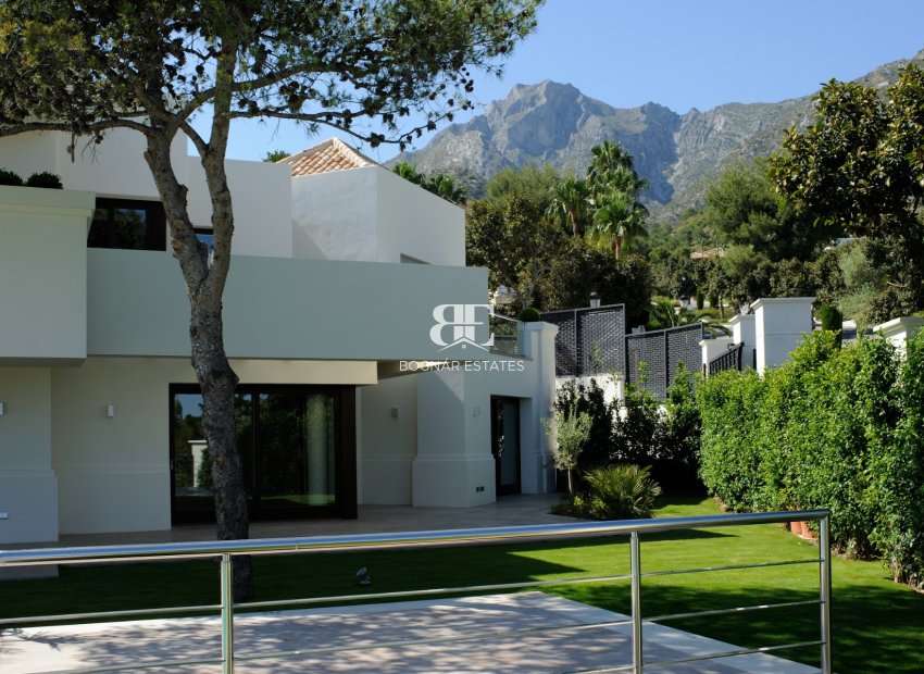 Herverkoop - Villa -
Marbella - Sierra Blanca
