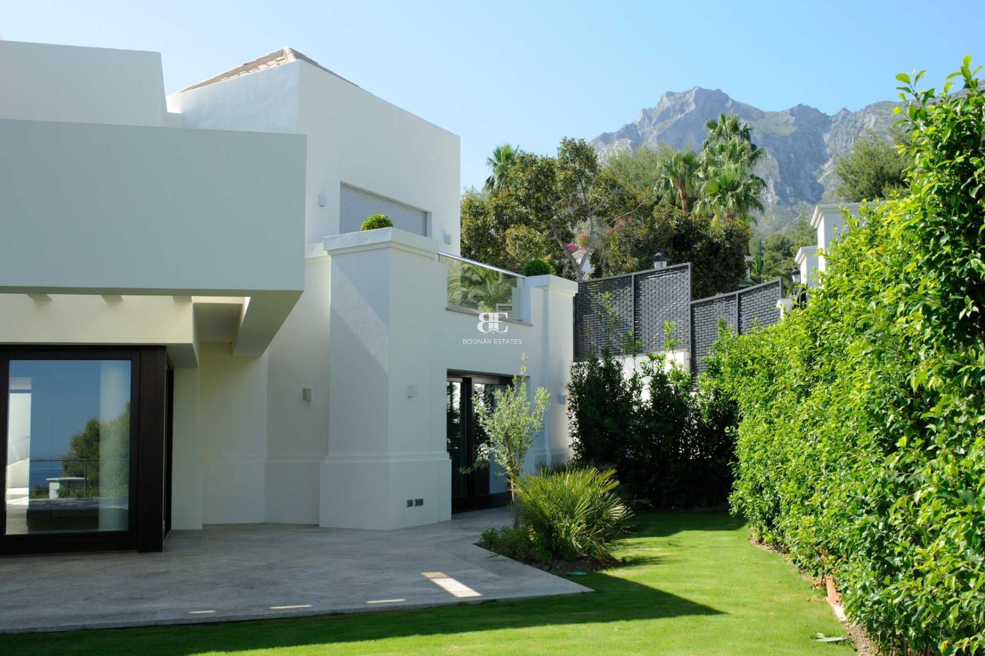 Herverkoop - Villa -
Marbella - Sierra Blanca