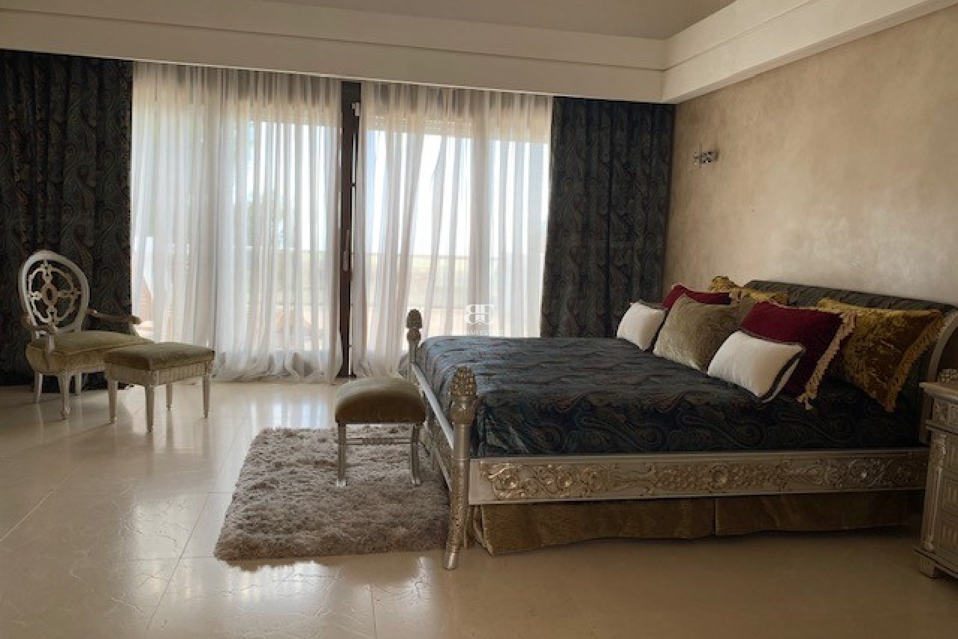 Herverkoop - Villa -
Marbella - Sierra Blanca